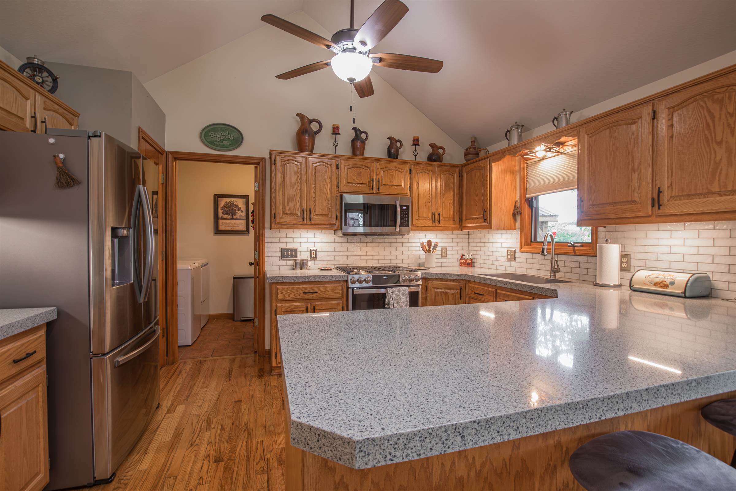 6045 SE 61st St, Tecumseh, KS 66542