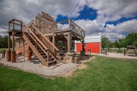 6045 SE 61st St, Tecumseh, KS 66542