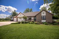 6045 SE 61st St, Tecumseh, KS 66542