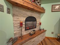 6045 SE 61st St, Tecumseh, KS 66542