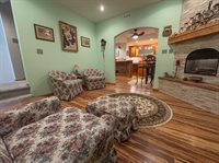 6045 SE 61st St, Tecumseh, KS 66542