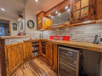 6045 SE 61st St, Tecumseh, KS 66542