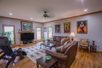 6045 SE 61st St, Tecumseh, KS 66542