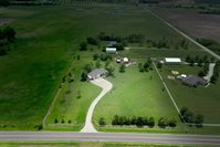 6045 SE 61st St, Tecumseh, KS 66542