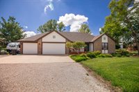 6045 SE 61st St, Tecumseh, KS 66542