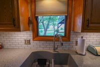 6045 SE 61st St, Tecumseh, KS 66542