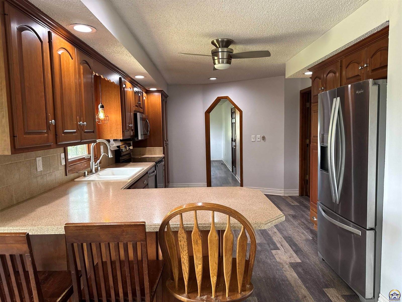 6301 SE Croco RD, Berryton, KS 66409