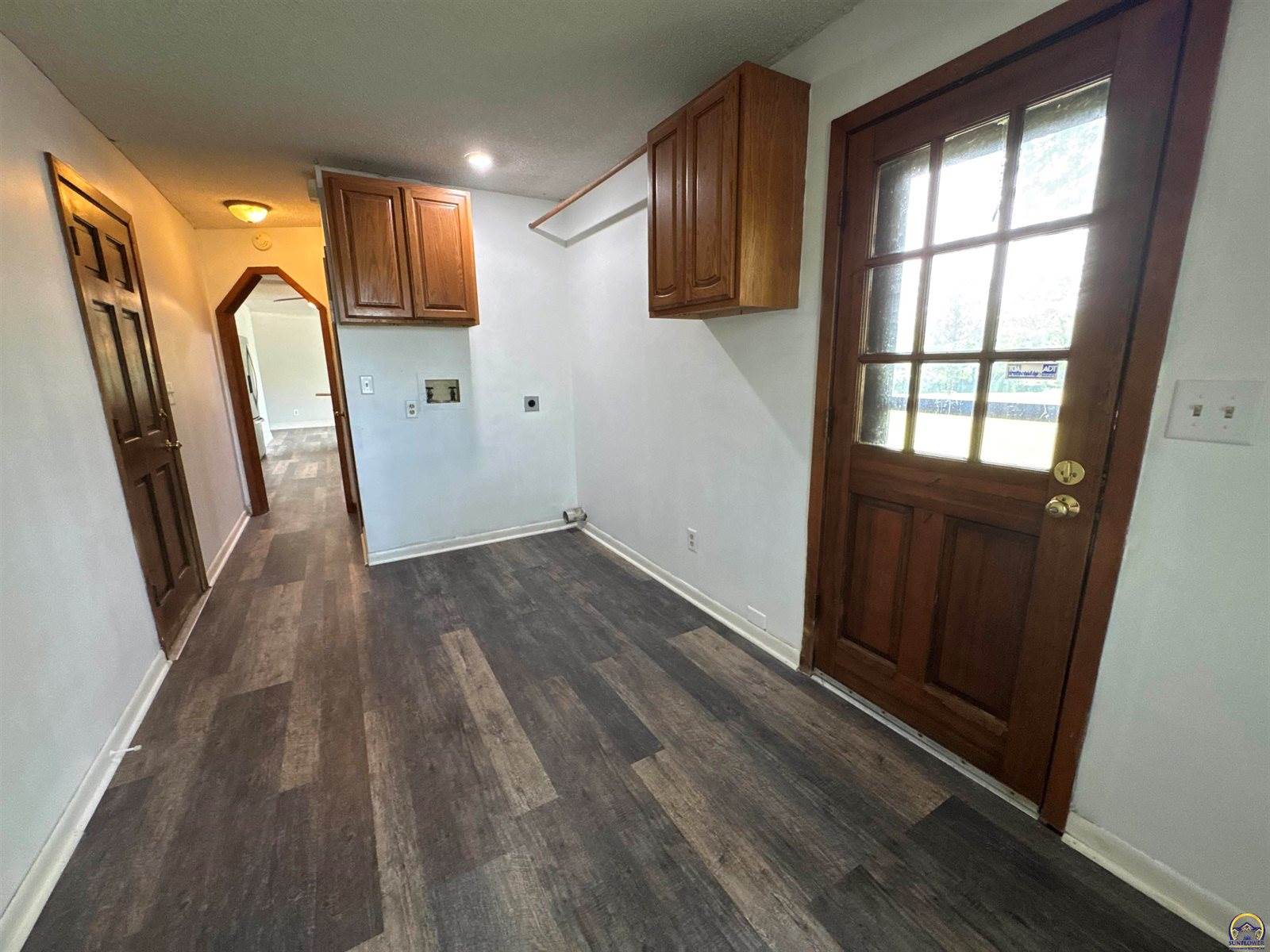 6301 SE Croco RD, Berryton, KS 66409