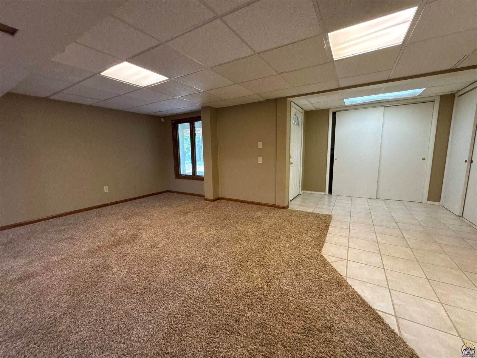 6301 SE Croco RD, Berryton, KS 66409