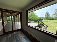 6301 SE Croco RD, Berryton, KS 66409