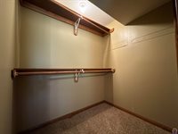 6301 SE Croco RD, Berryton, KS 66409