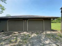 6301 SE Croco RD, Berryton, KS 66409