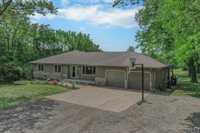 6301 SE Croco RD, Berryton, KS 66409