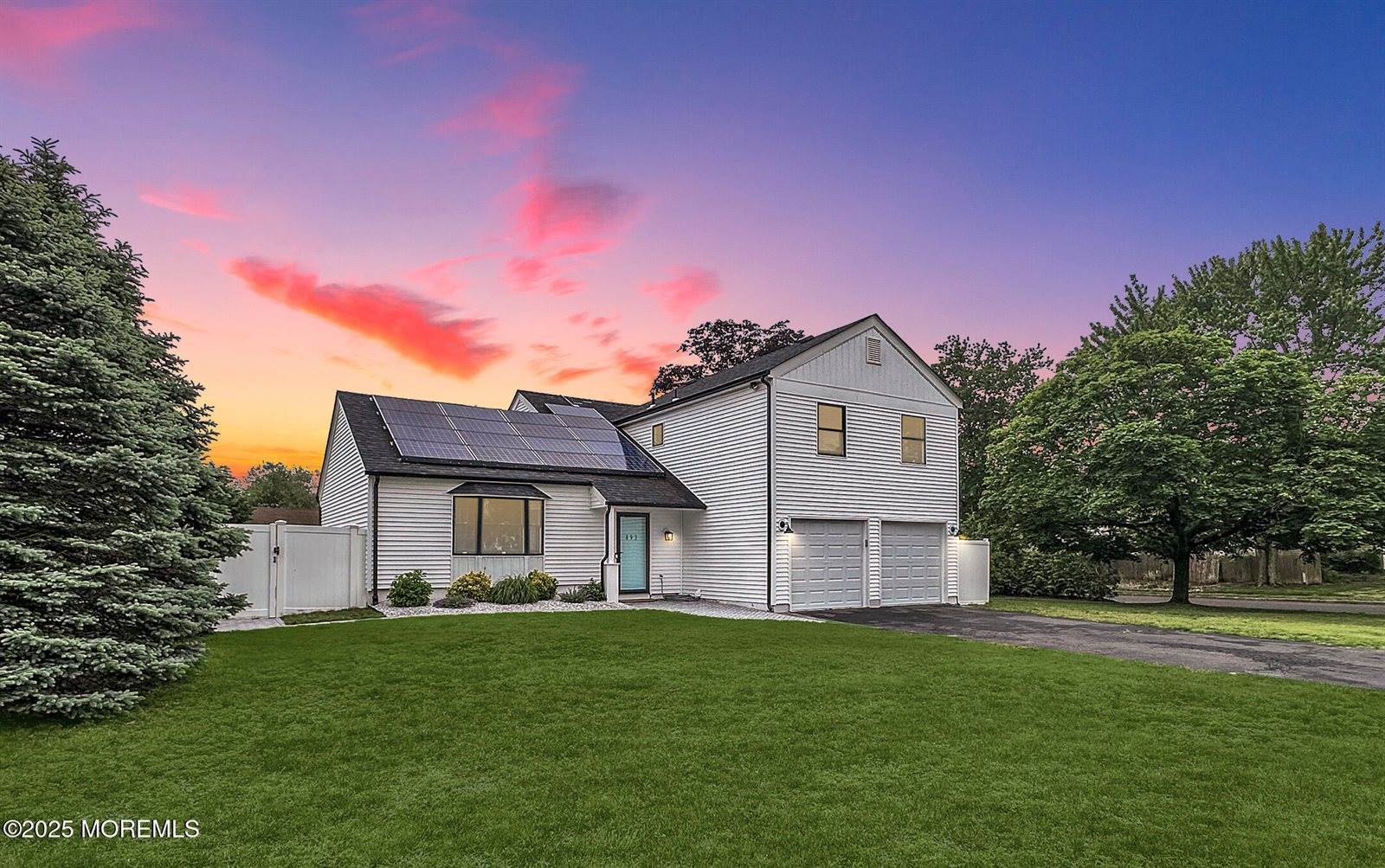 893 New Jersey Avenue, Toms River, NJ 08753