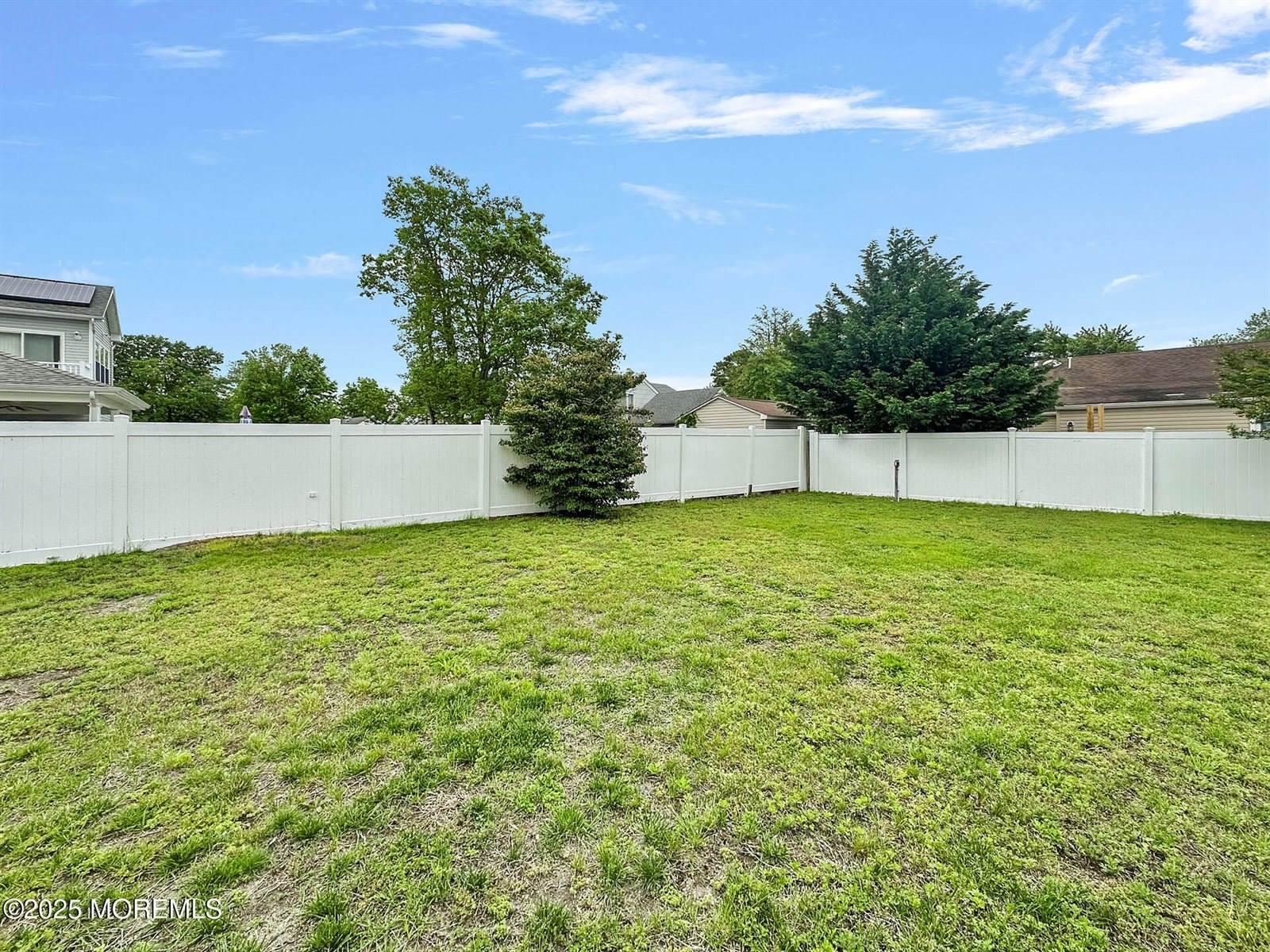 893 New Jersey Avenue, Toms River, NJ 08753