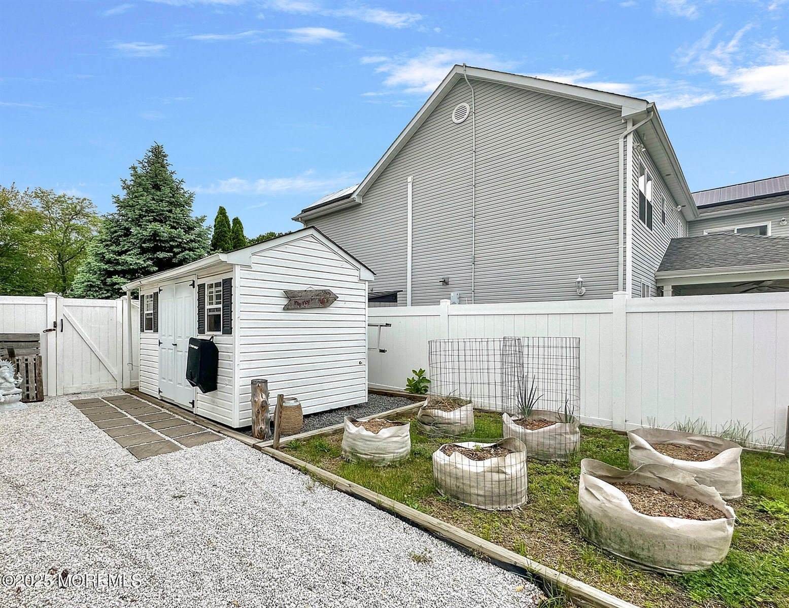 893 New Jersey Avenue, Toms River, NJ 08753