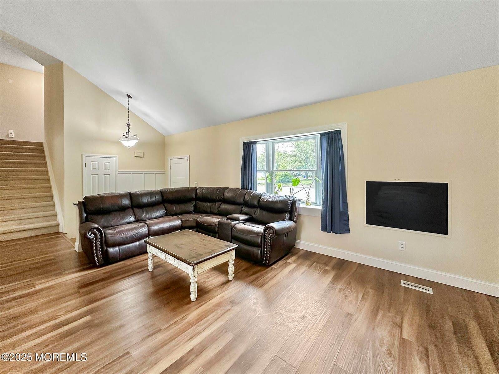 893 New Jersey Avenue, Toms River, NJ 08753