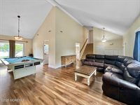 893 New Jersey Avenue, Toms River, NJ 08753