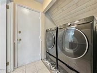 893 New Jersey Avenue, Toms River, NJ 08753