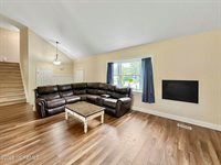 893 New Jersey Avenue, Toms River, NJ 08753