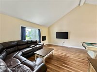 893 New Jersey Avenue, Toms River, NJ 08753