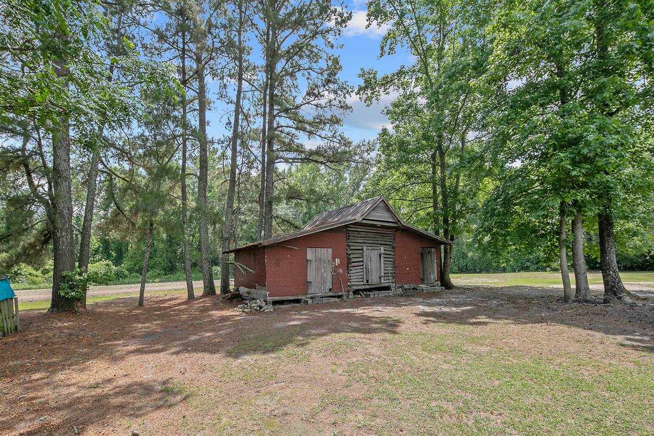 1482 Tolarsville Road, Lumberton, NC 28358