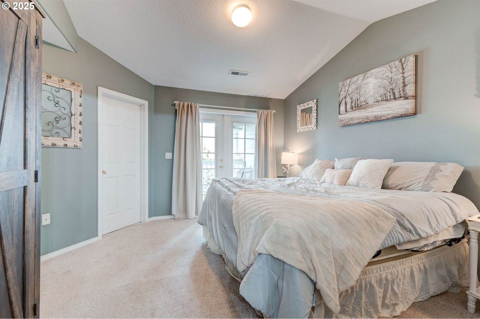 30370 SW Rebekah St, Wilsonville, OR 97070