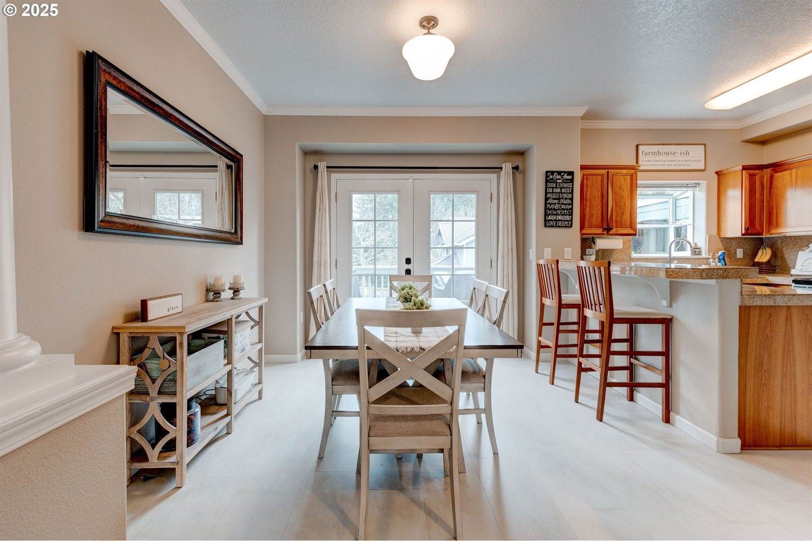 30370 SW Rebekah St, Wilsonville, OR 97070