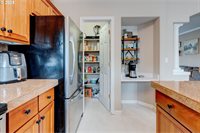 30370 SW Rebekah St, Wilsonville, OR 97070