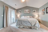 30370 SW Rebekah St, Wilsonville, OR 97070