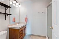 30370 SW Rebekah St, Wilsonville, OR 97070