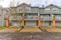 30370 SW Rebekah St, Wilsonville, OR 97070