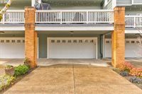 30370 SW Rebekah St, Wilsonville, OR 97070