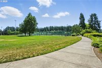 30370 SW Rebekah St, Wilsonville, OR 97070