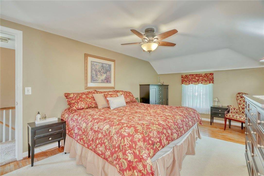 910 Roosevelt Road, East Rochester, NY 14445