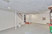 910 Roosevelt Road, East Rochester, NY 14445