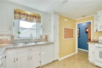 910 Roosevelt Road, East Rochester, NY 14445