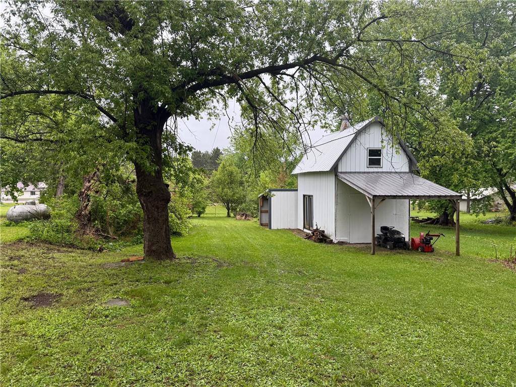 317 Oak Street, Fairchild, WI 54741