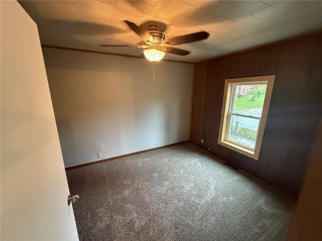 317 Oak Street, Fairchild, WI 54741