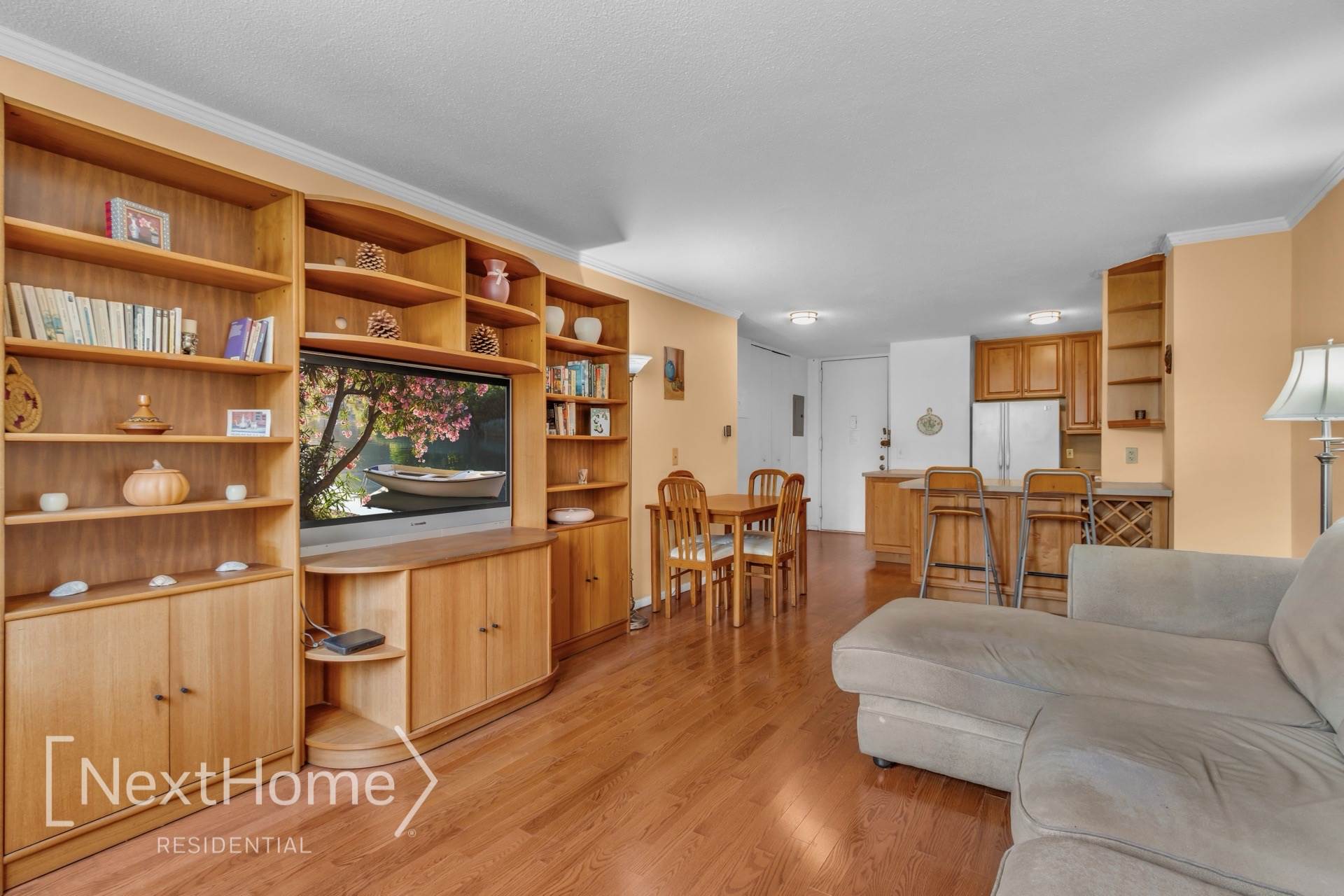 345 East 93rd Street #4D, New York, NY 10128