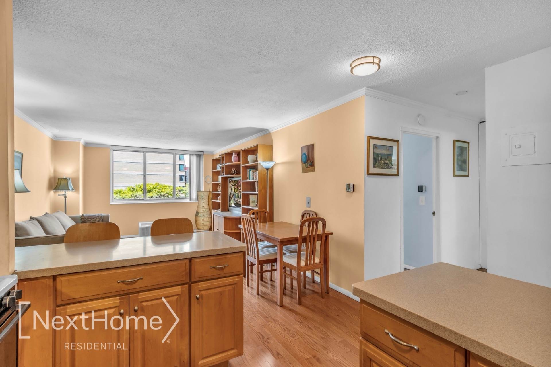 345 East 93rd Street #4D, New York, NY 10128