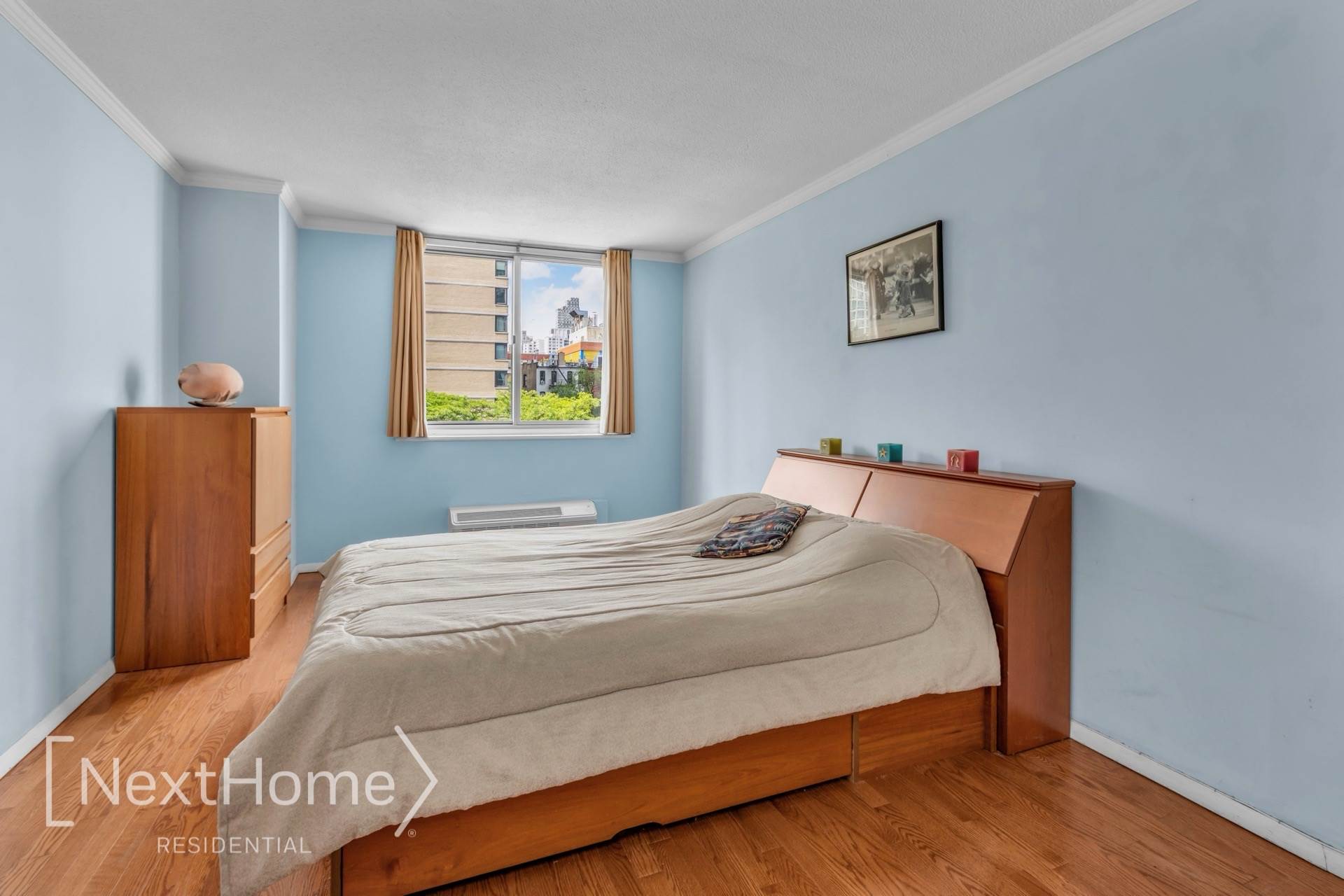 345 East 93rd Street #4D, New York, NY 10128