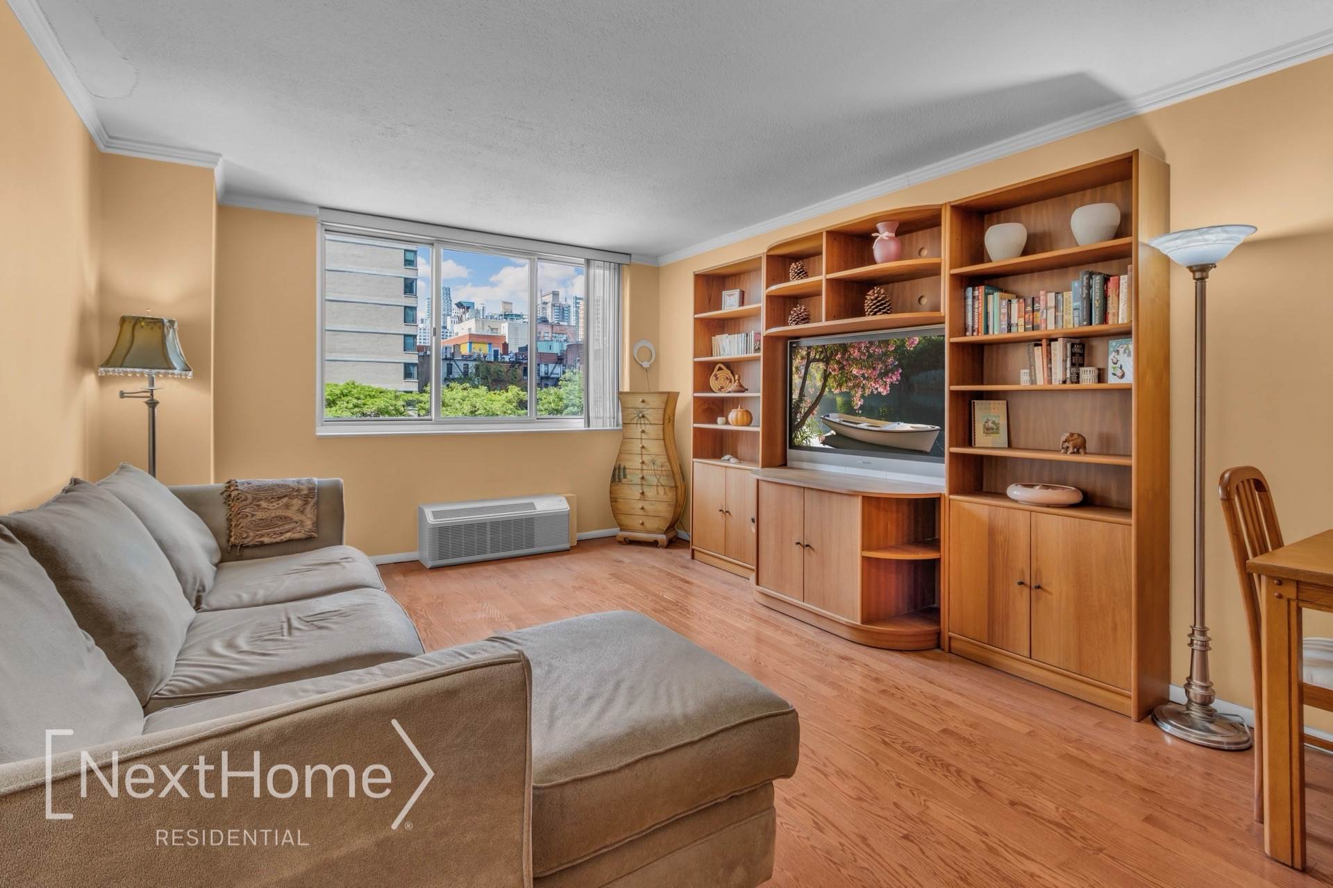 345 East 93rd Street #4D, New York, NY 10128