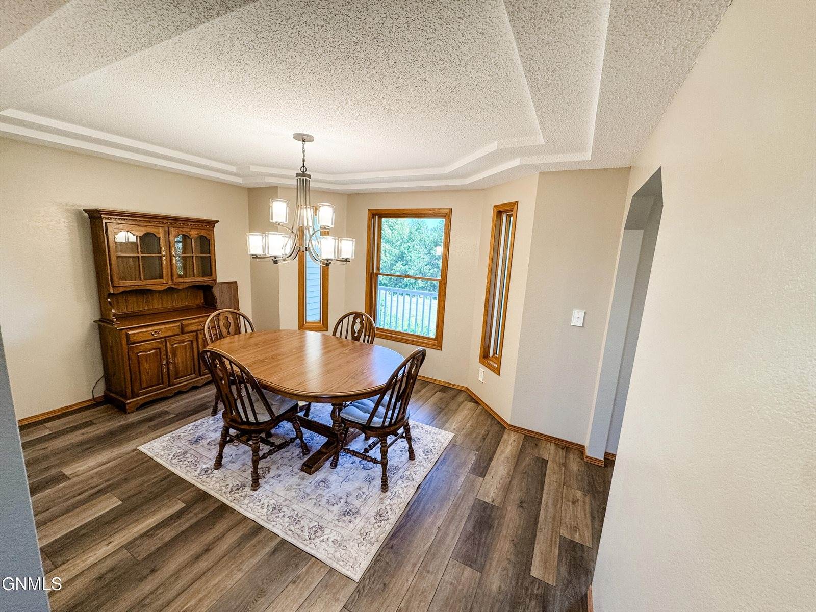 807 Bruce Dr Drive, Mandan, ND 58554