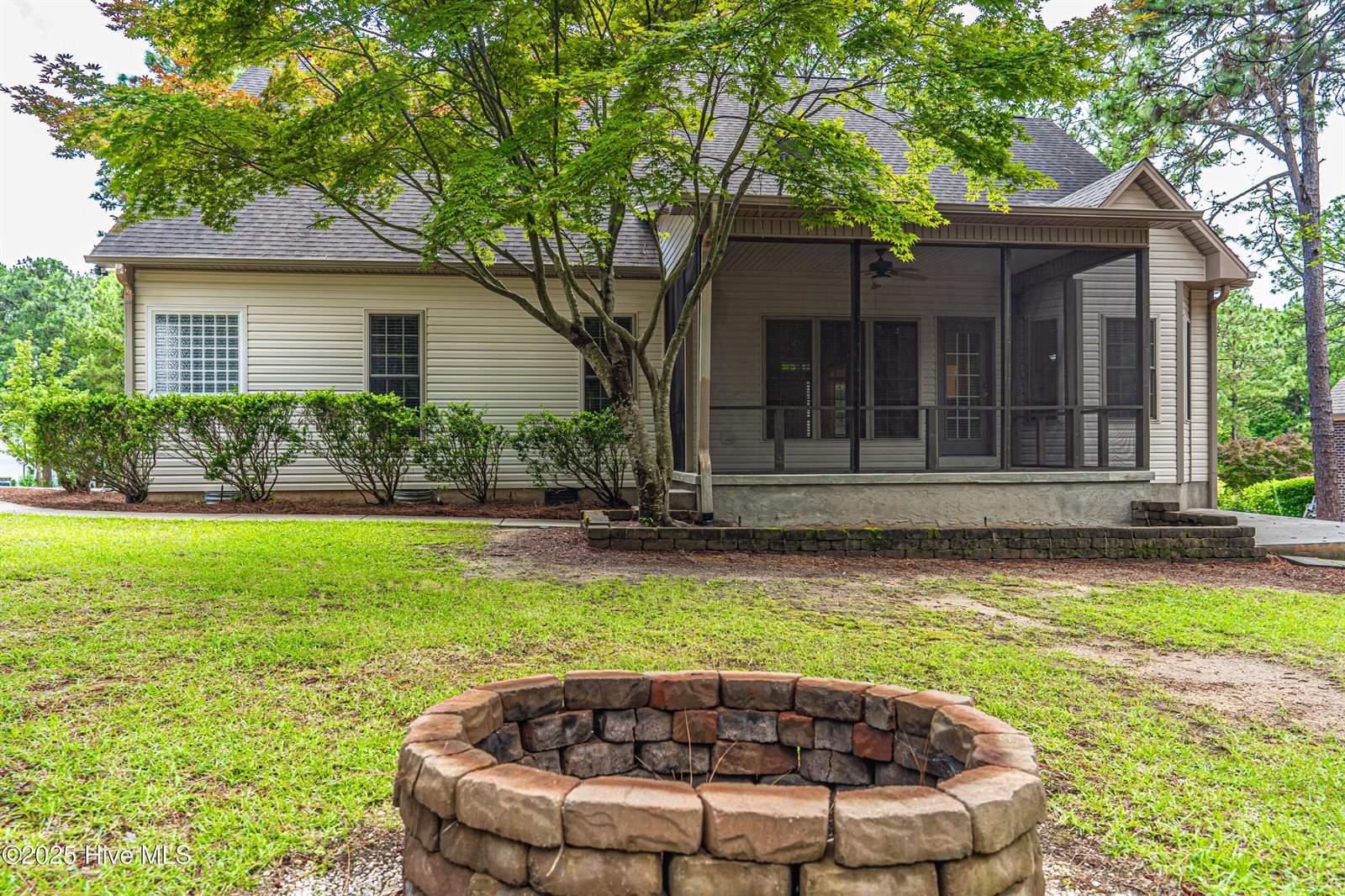 114 Baker Circle, West End, NC 27376