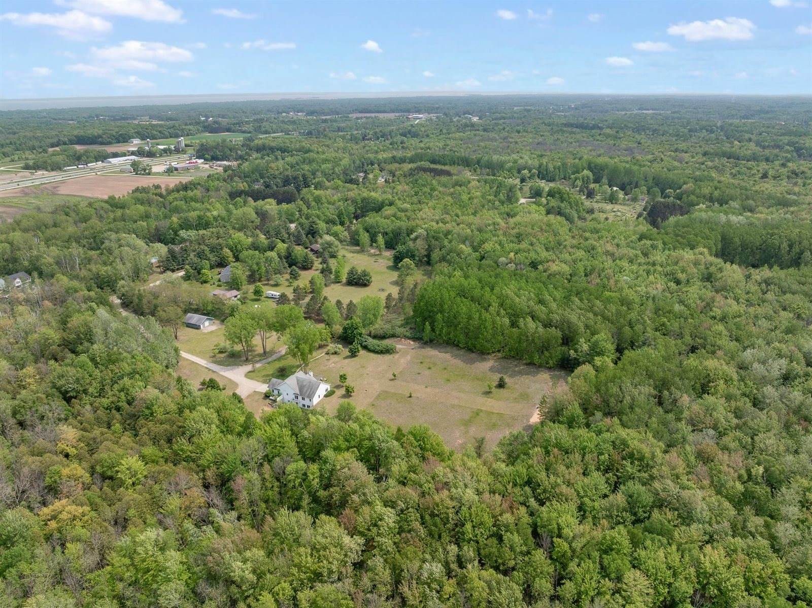 1817 Bonk Lane, Little Suamico, WI 54141