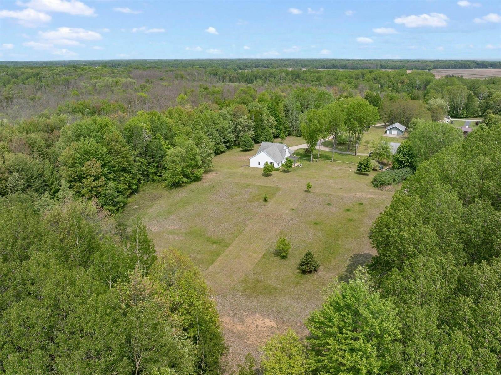1817 Bonk Lane, Little Suamico, WI 54141