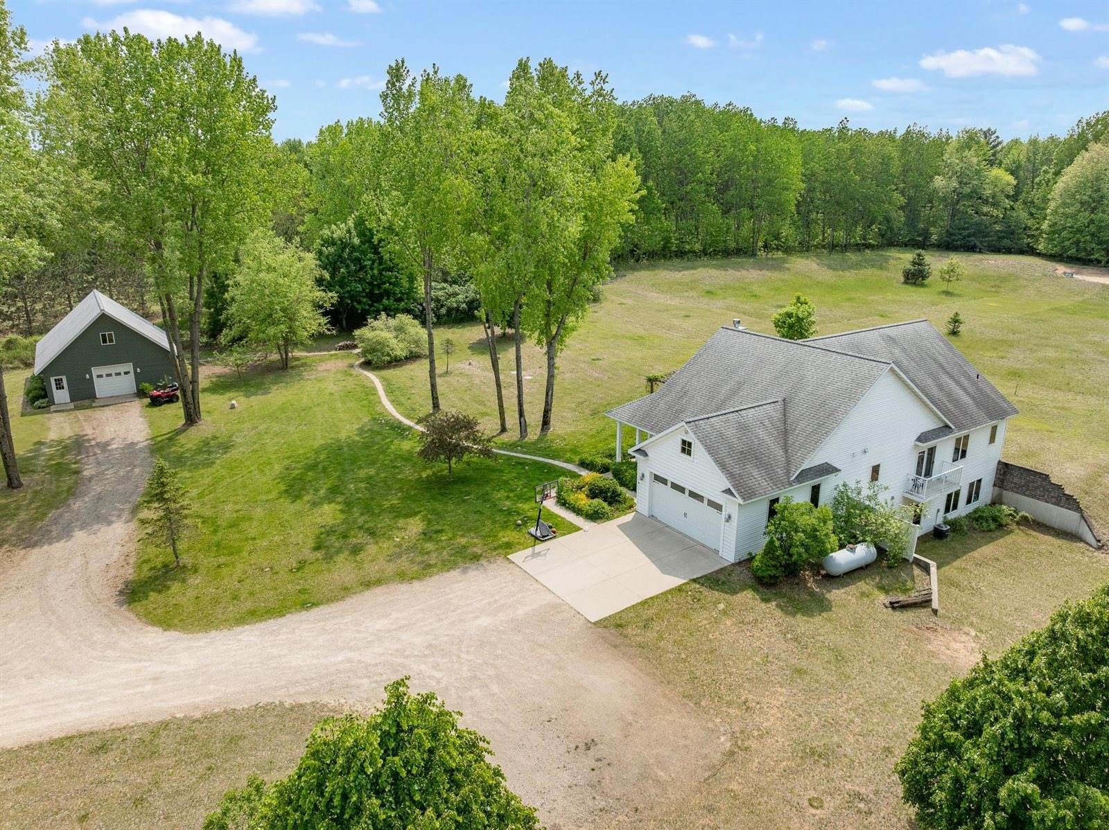 1817 Bonk Lane, Little Suamico, WI 54141