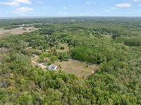 1817 Bonk Lane, Little Suamico, WI 54141