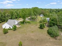 1817 Bonk Lane, Little Suamico, WI 54141
